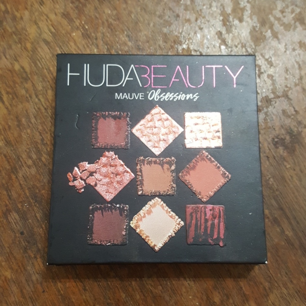 Huda beauty mauve obsessions